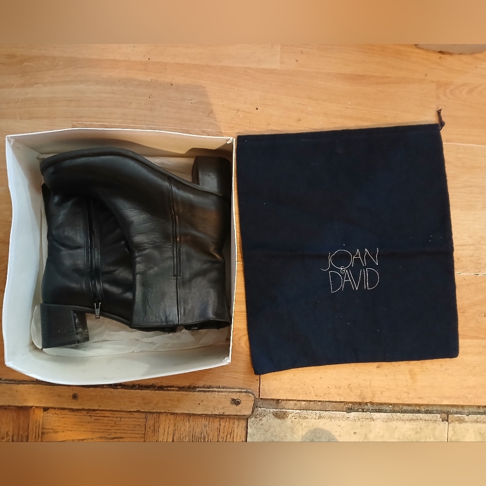 Joan & David Made in Italy Vintage Black Boots Pre-owned Size 38
